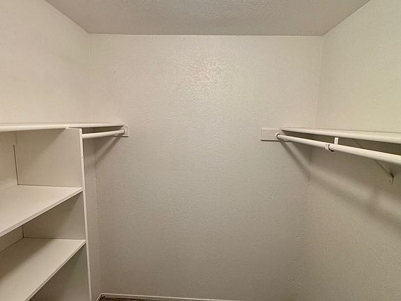 5th image of 348 Robinson St #27