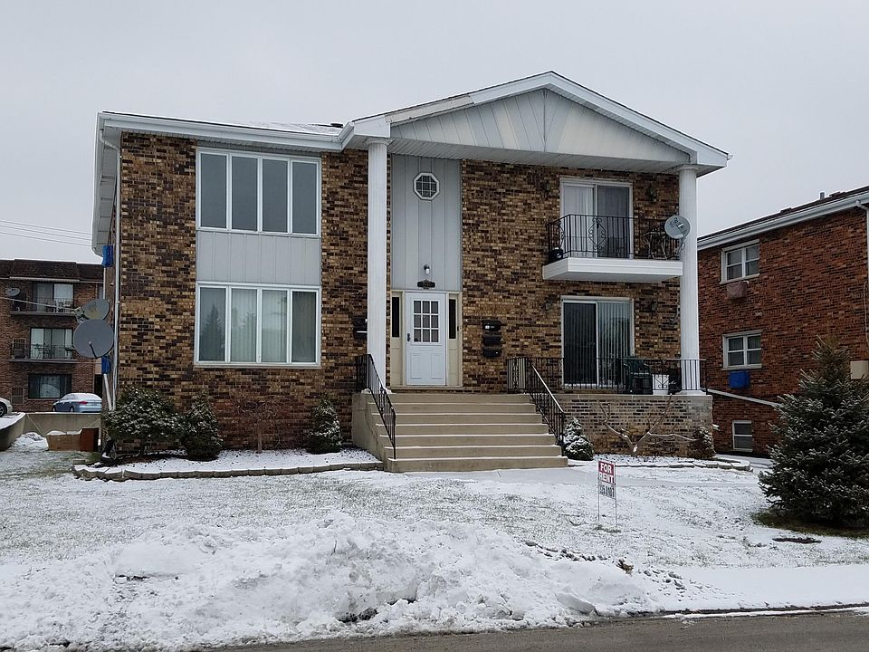 7940 W. 89th Place - 2nd Floor Apartment