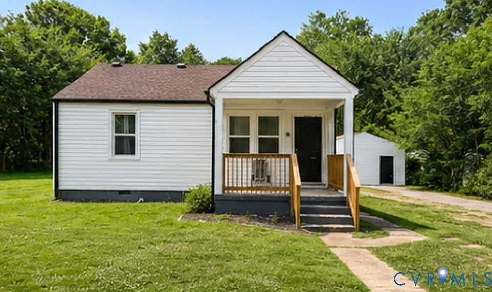 2 bed, 1.0 bath, 912 sqft, $1,750 — Photo 1