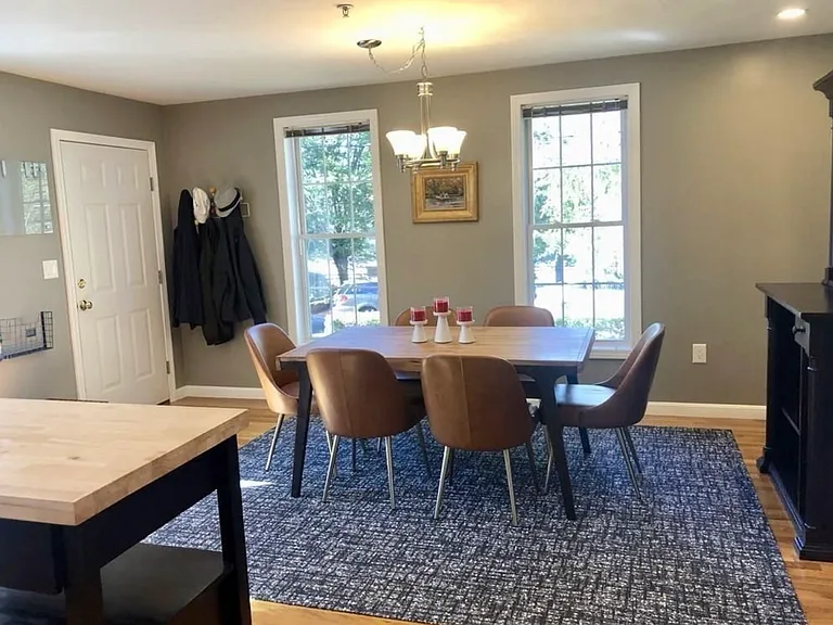 571 Freeport St #2 — Photo 4