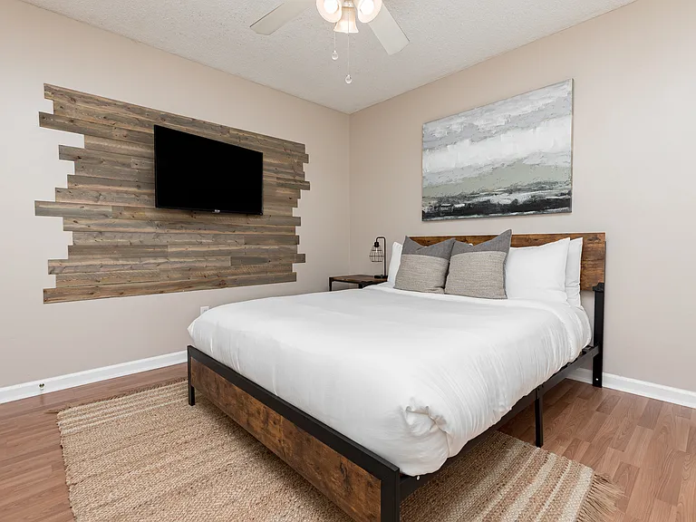 205 Wellington Way — Photo 4