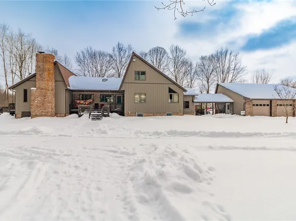 165 Haun Rd, Jamestown, PA 16134