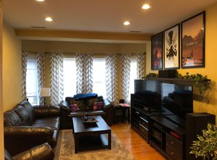 4022 N Ashland Ave APT 4, Chicago, IL 60613