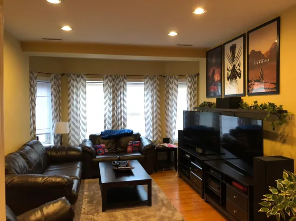 4022 N Ashland Ave APT 3, Chicago, IL 60613