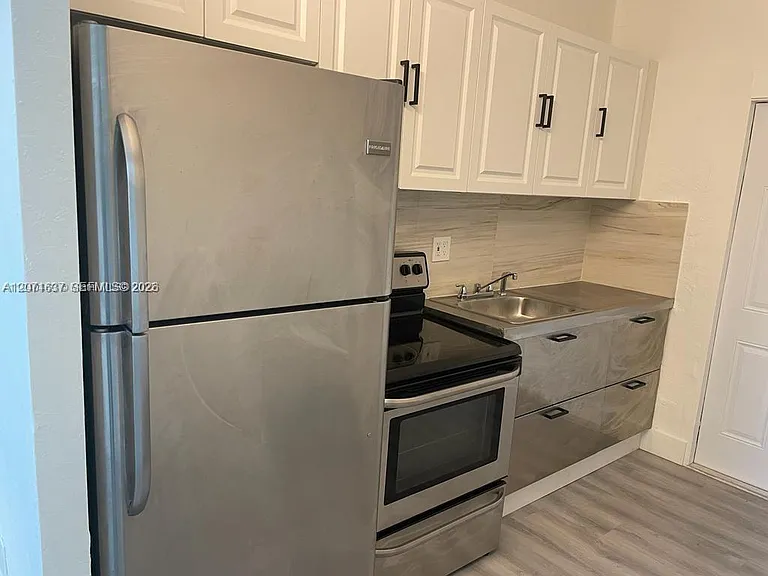 10035-B SW 170th Ter #B — Photo 5