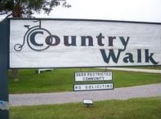 24 Lake Side Trl, Lake Placid, FL 33852