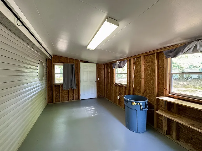 229 Bateman Ln — Photo 27