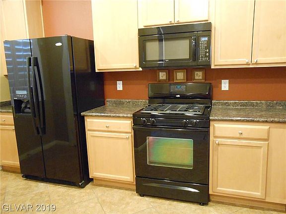 5th image of 10837 Pearl River Ave
