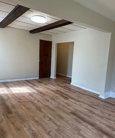 2703 S Park Ave #2 — Photo 3
