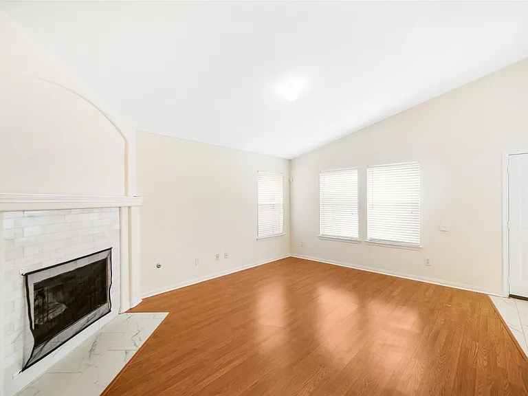 315 Brushy Glen Dr — Photo 22