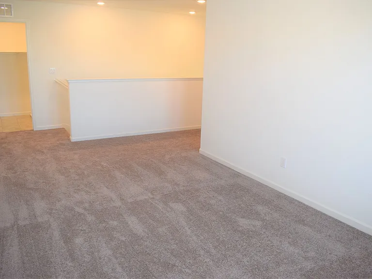 60 Molveno Dr — Photo 9