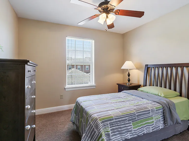 303 Russell Ave — Photo 12