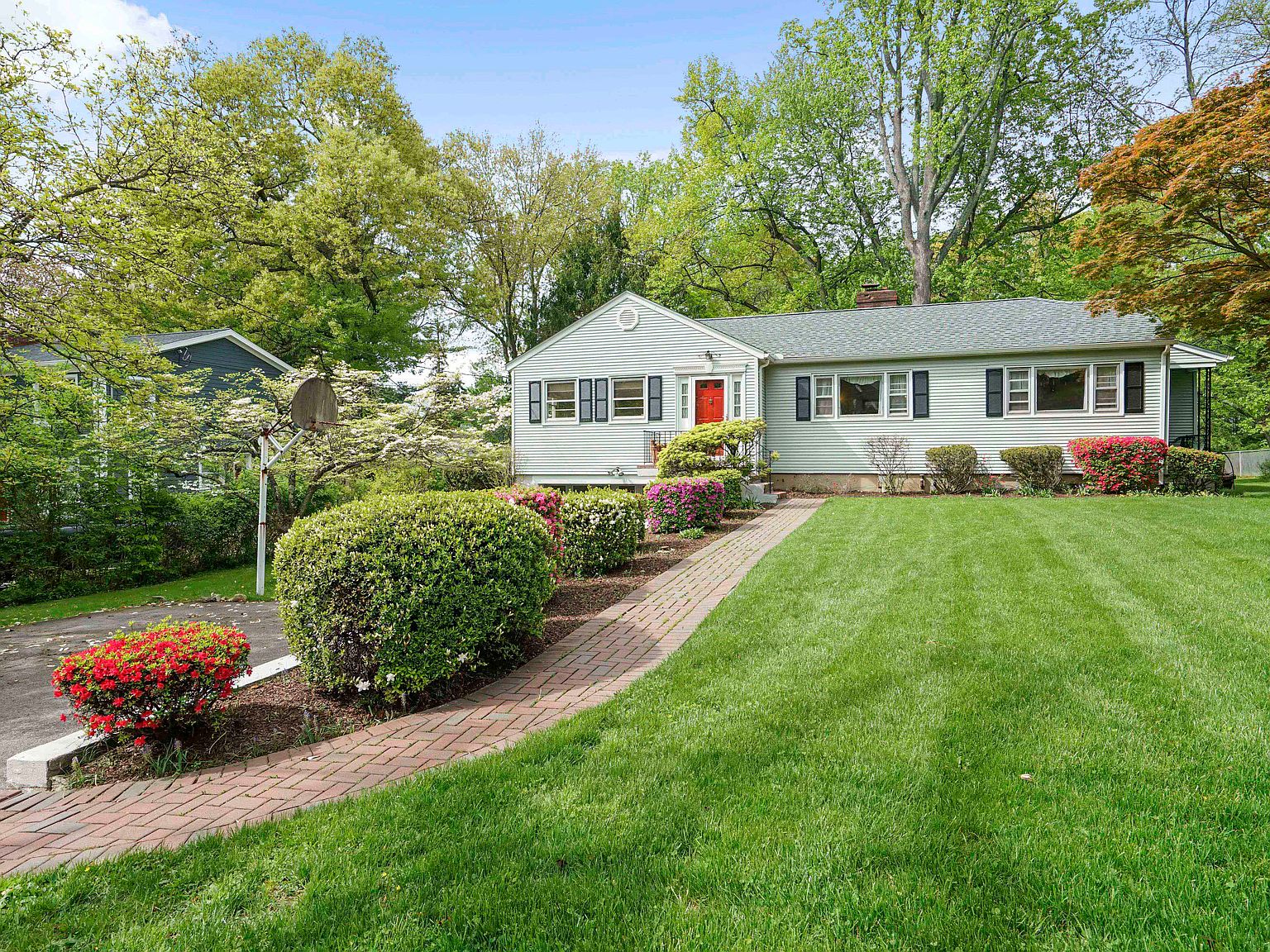 221 Woodlands Ave, White Plains, NY 10607 Zillow