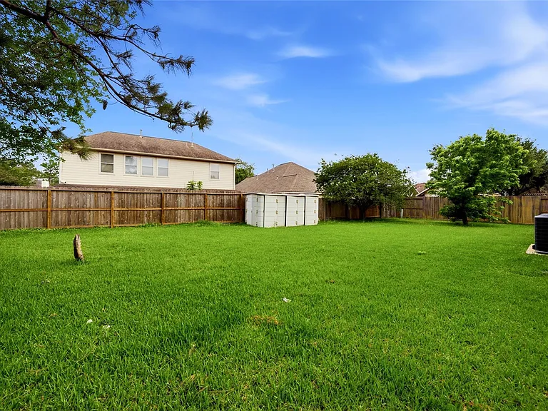 3711 Slocom Dr — Photo 46