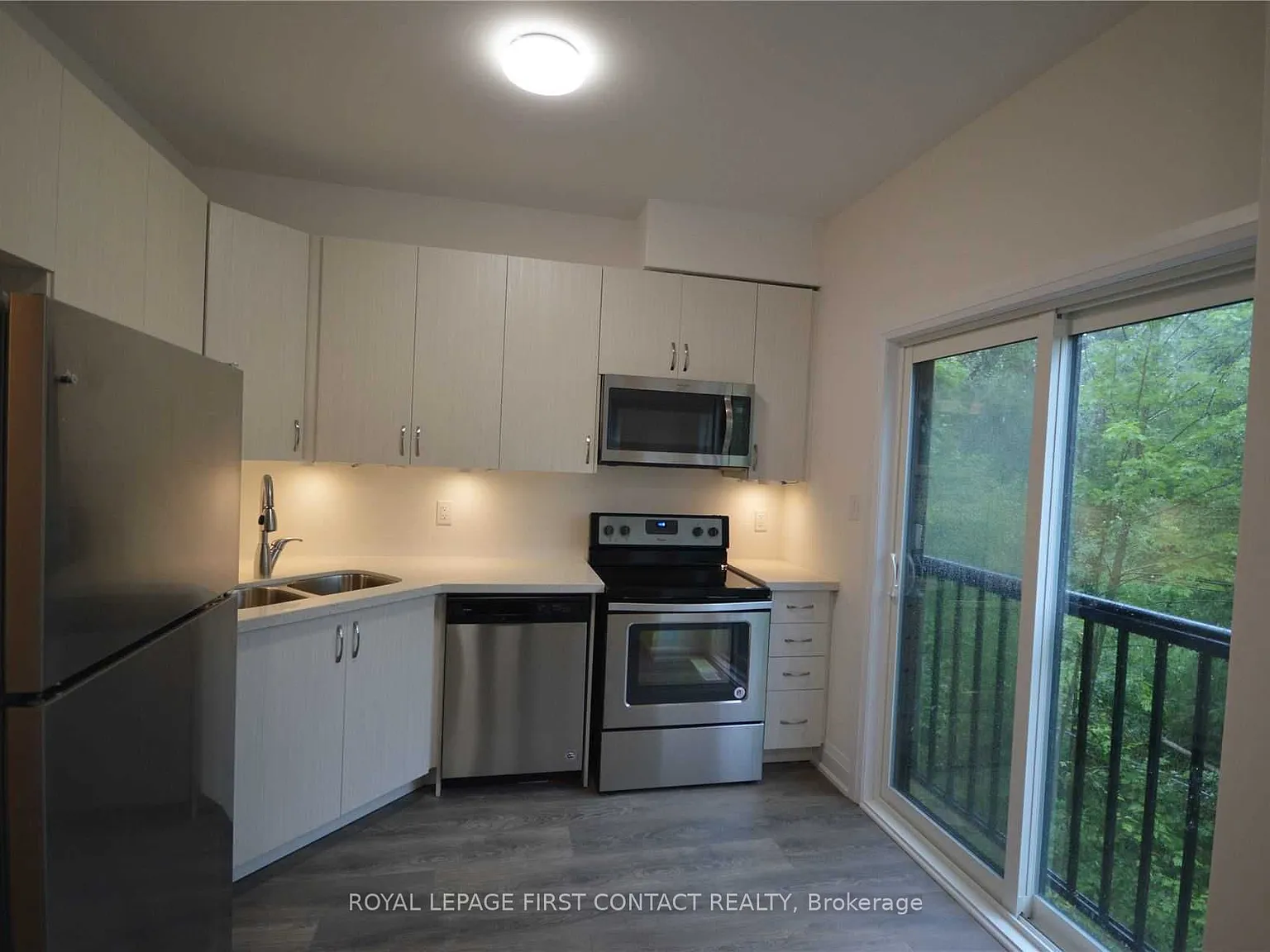 3 bed, $2,550 — Photo 4
