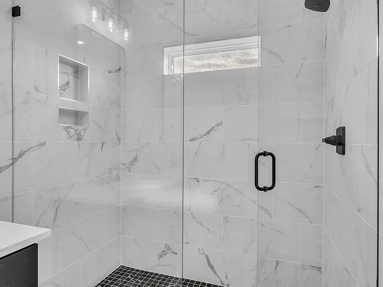 3803 Dr Walter S Davis Blvd — Photo 34