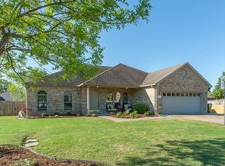 1710 Amelia Dr, Conway, AR 72034