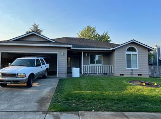 62 Osprey Dr, Eagle Pt, OR 97524