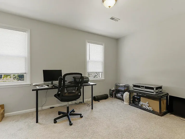 105 Chevis Dr #105 — Photo 5