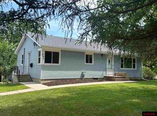 207 11th St SE, Waseca, MN 56093