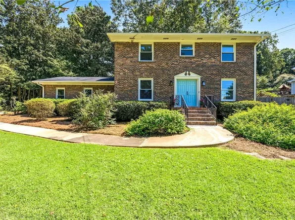 5147 Charmant Pl, Dunwoody, GA 30360