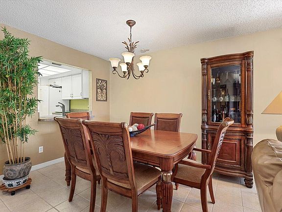 4th image of 1801 Indian River Blvd #C-5