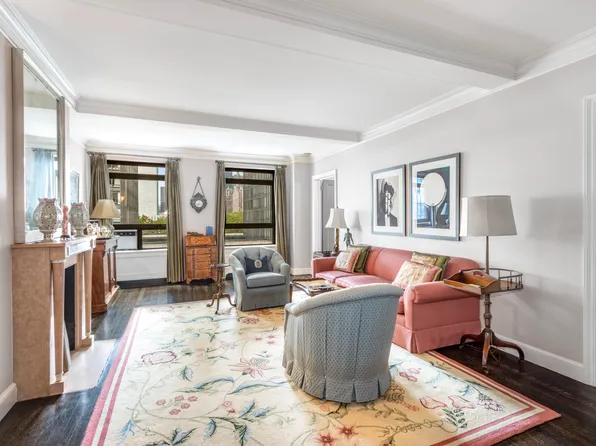 2 Beekman Place image 1 of 7