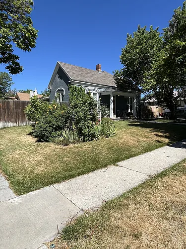 309 N 400th St W Photo 1