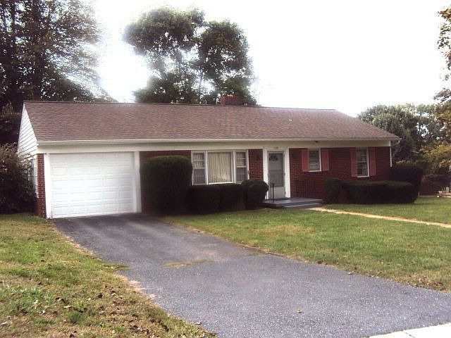 1st image of 1198 Nelson Dr