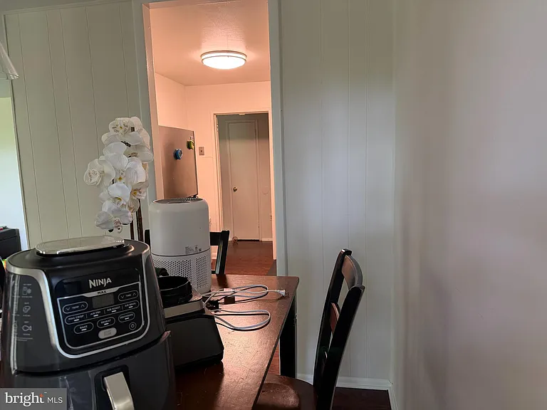 7260 Donnell Pl — Photo 7