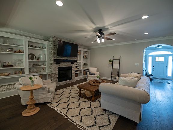 2nd image of 1079 Tori Ct #1079