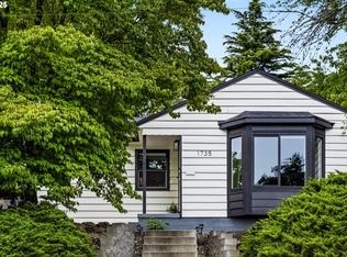 1735 SW Troy St, Portland, OR 97219
