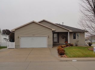 2103 Atlanta St, Grand Island, NE 68803