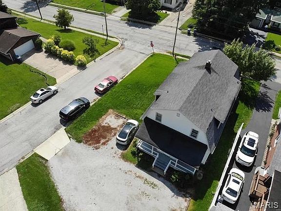 3rd image of 1238 Brown St
