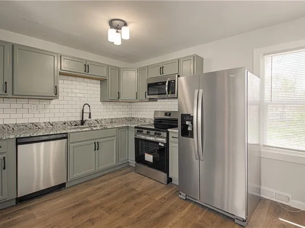7101 E 113th St, Kansas City, MO 64134