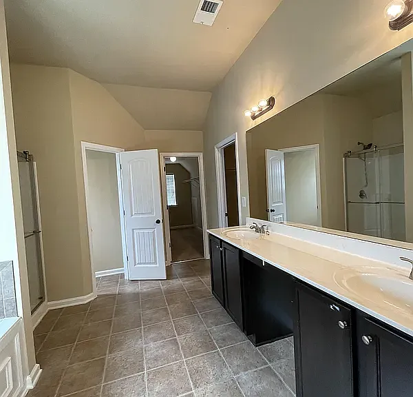 6069 Reynolds Cir — Photo 34