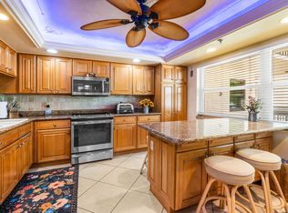 374 Golfview Rd APT 205, North Palm Beach, FL 33408