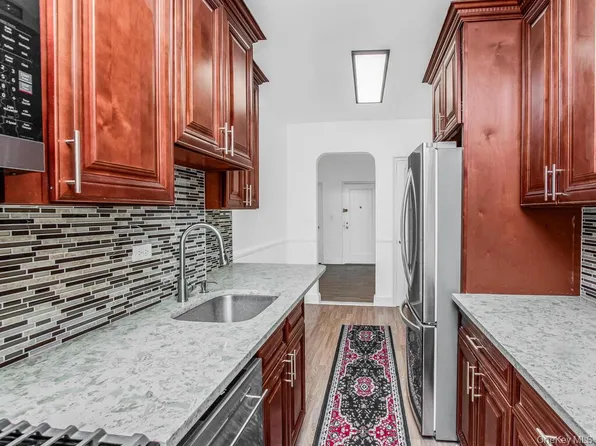 3015 Riverdale Ave #4B, Bronx, NY 10463