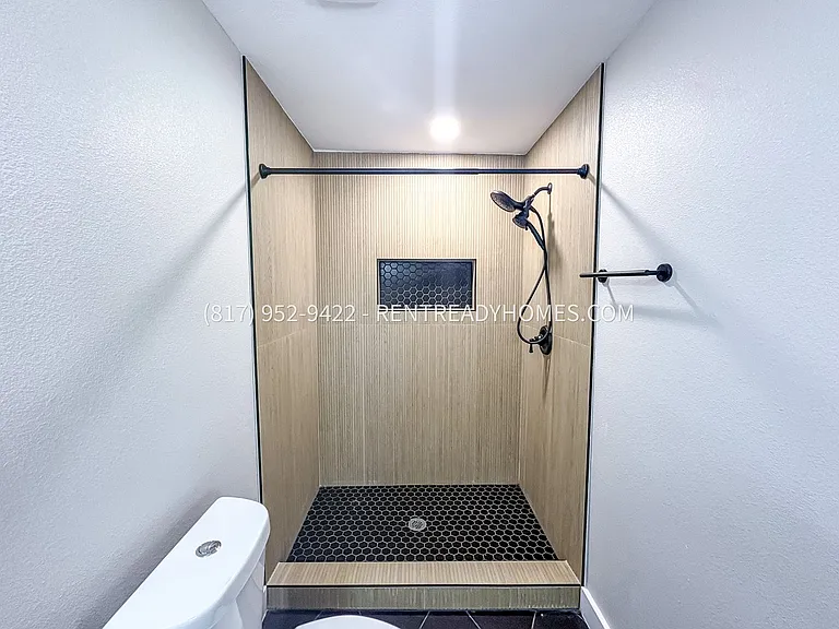 6023 Heatherbrook Dr — Photo 8