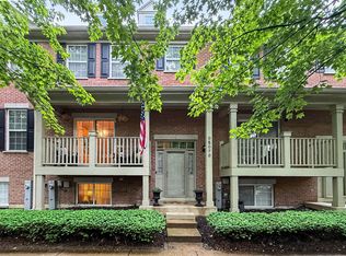 0S070 Lee Ct, Winfield, IL 60190
