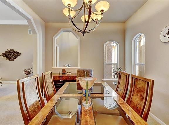 Dining Room (table/chairs can be left if desired)