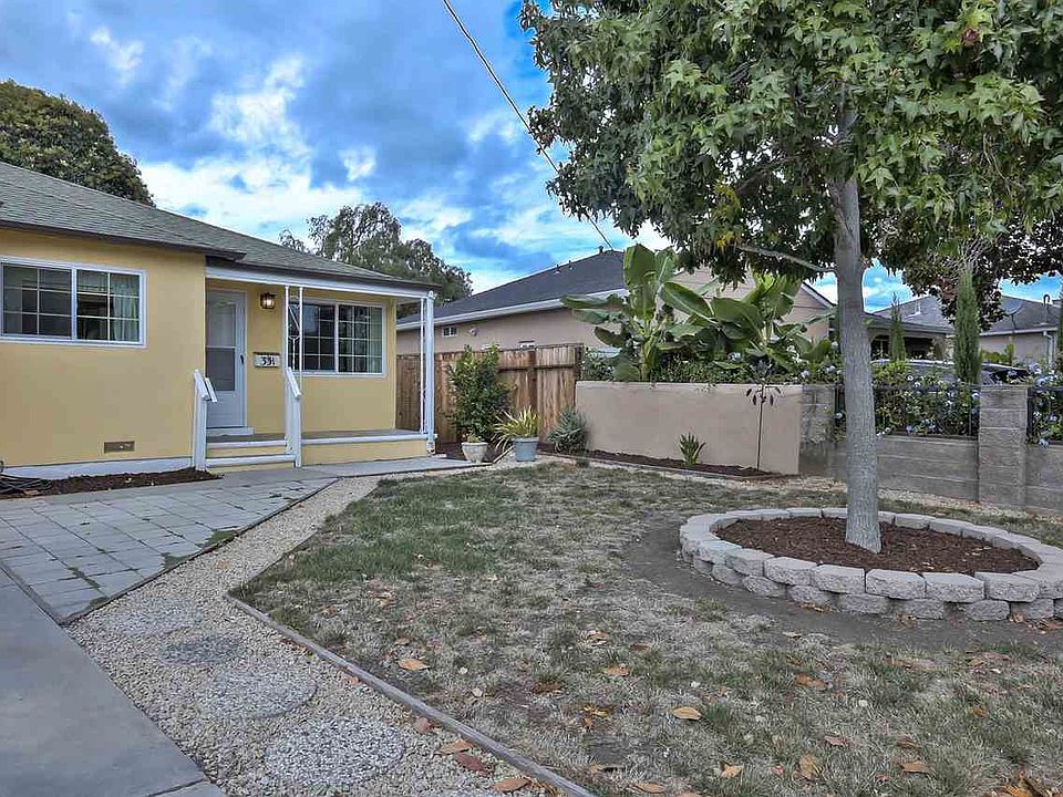 1st image of 331 Wisteria Dr
