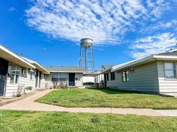 119 W Chestnut Street, Bolivar, MO 65613