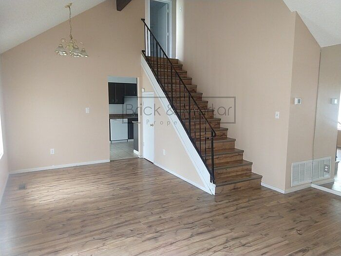 1st image of 4108 Pheasant Dr