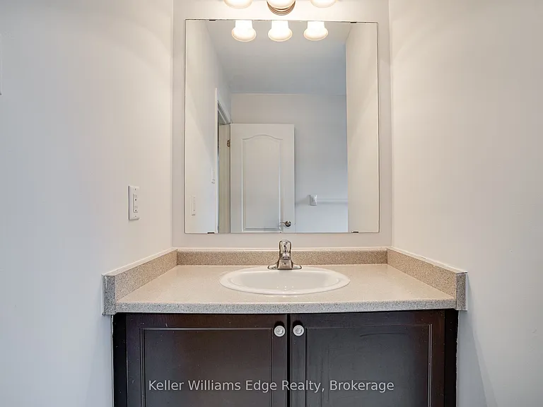 93 Glendarling Cres — Photo 24