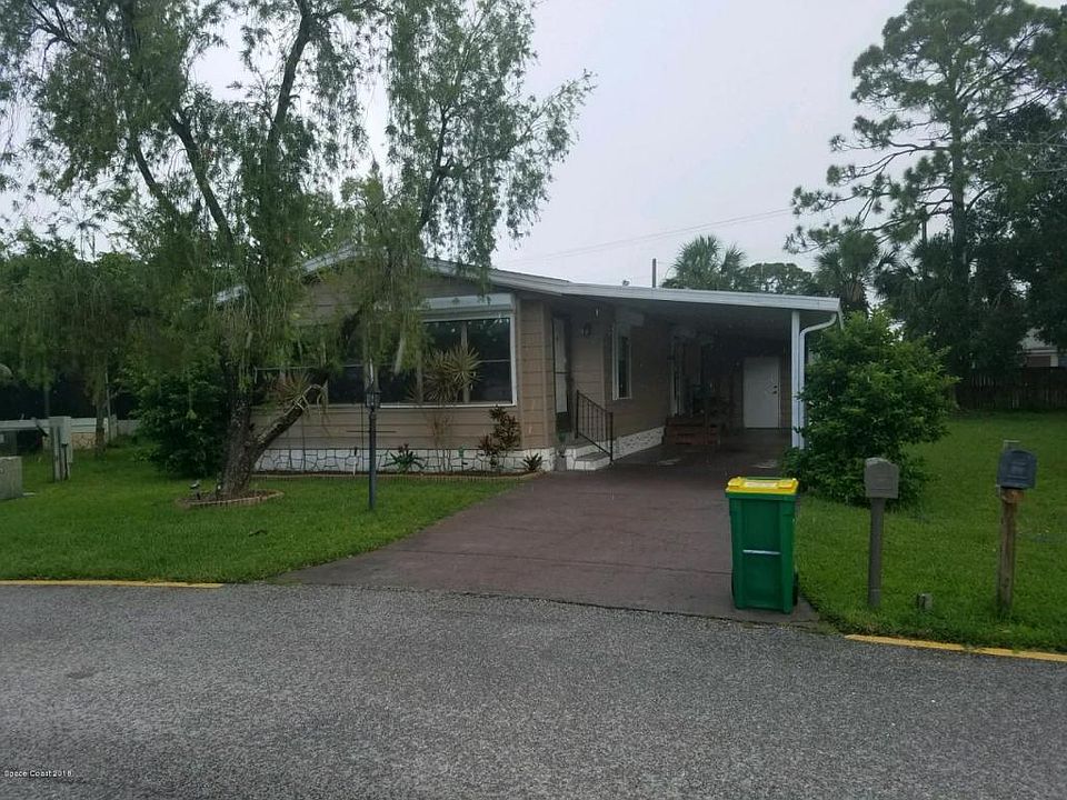 1st image of 4450 Twin Lakes Dr