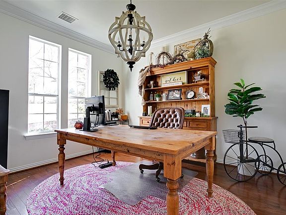 3rd image of 11788 State Highway 205