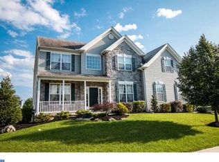 912 Betty Ln, Easton, PA 18040