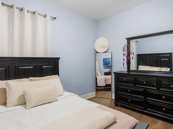 596 Avenue A image 5 of 18