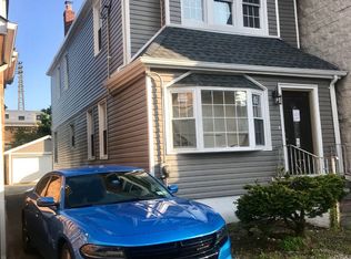 17214 93rd Ave, Jamaica, NY 11433